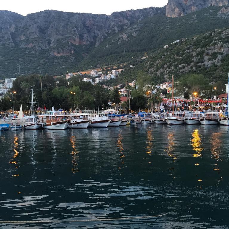 Kasinn Apart Turuncu Buitenkant foto